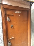 дверь-трика ашрама в Шринагаре.jpg